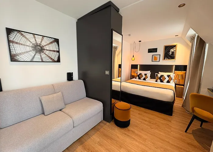 Star Champs-Elysées París